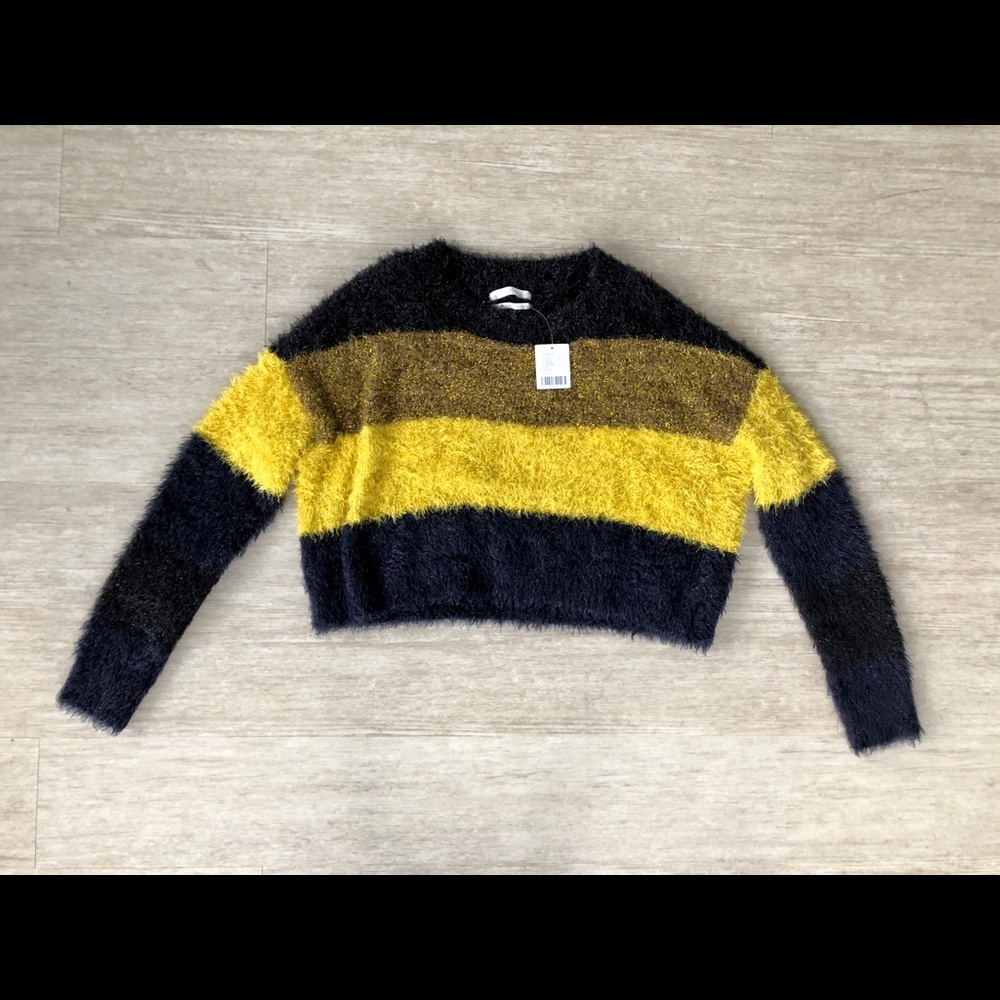 NEW NWT Urban Outfitters striped Crop Sweater - Picture 4 of 7